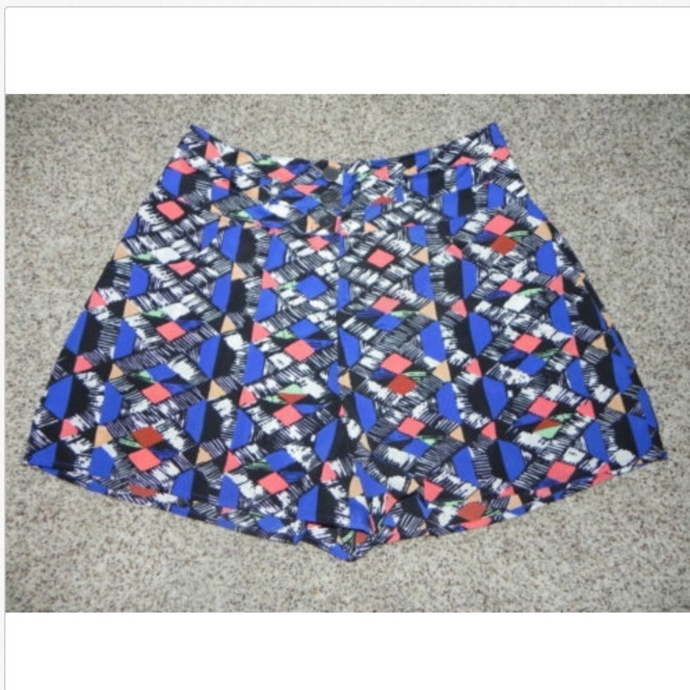 Fire Los Angeles Shorts Medium NWT